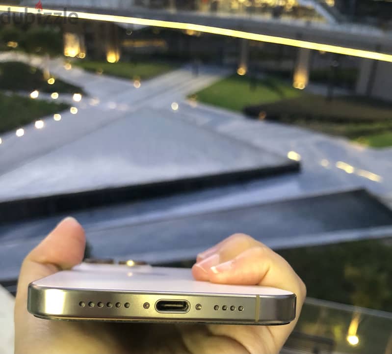 iPhone pro max like a new 4