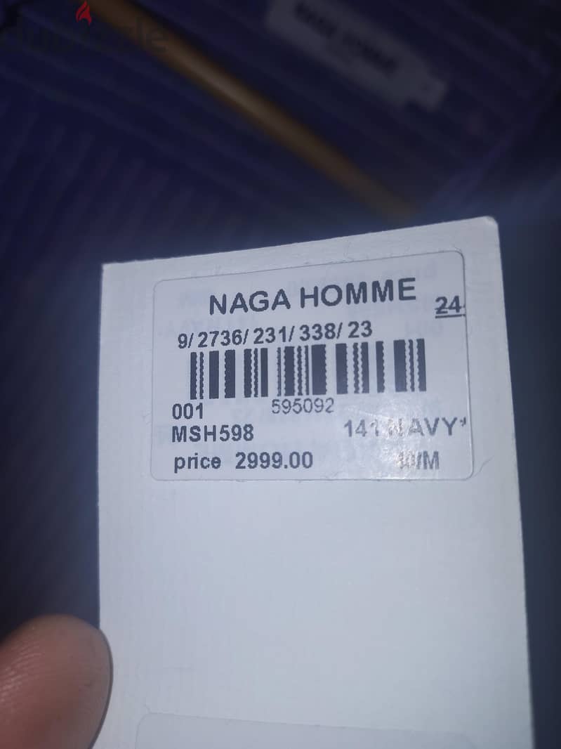 Naga Homme 4