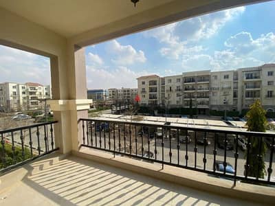 شقة نصف مفروشة للإيجار في كمبوند ميفيدا أفنيوز، القاهرة الجديدة