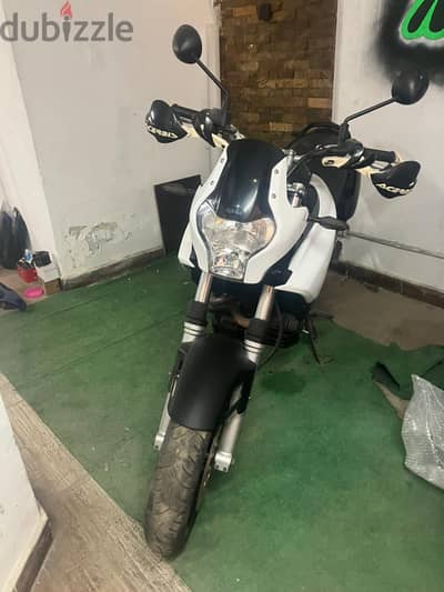 Aprilia pegaso 650