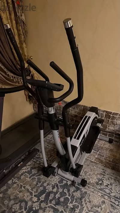 BH NLS12 Dual G2351 Elliptical Crosstrainer NLS12 Dual بي اتش اوربتراك