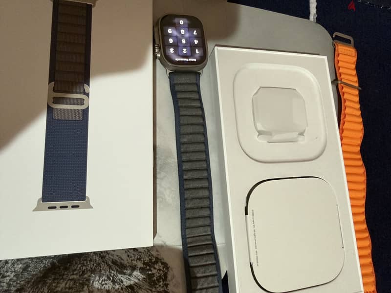 Apple Watch Ultra 2 49mm Blue Alpine Loop - GPS + Cellular 1