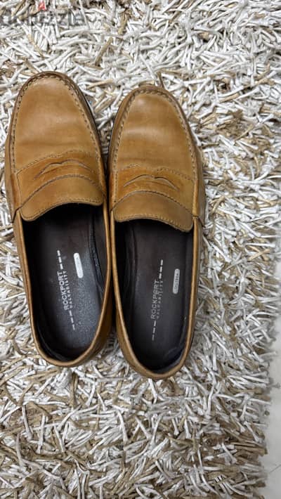 Two pairs of shoes Rockport with good conditions