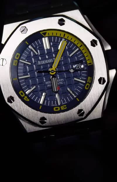AP Royal Oak OFFSHORE Yellow accent (Blue)