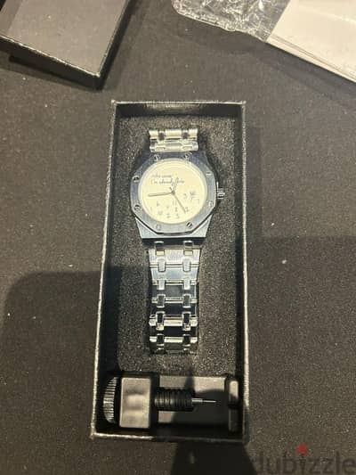 watch with box