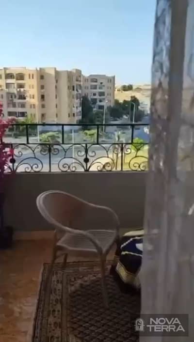 شقة للبيع 180 متر في الحي الحادي عشر الشيخ زايد (بحري صرف)