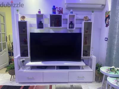 مكتبه تليفزيون كبيره ب ٦ الاف فقط