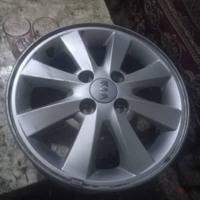 طقم أصلي شركة ناقص فردة