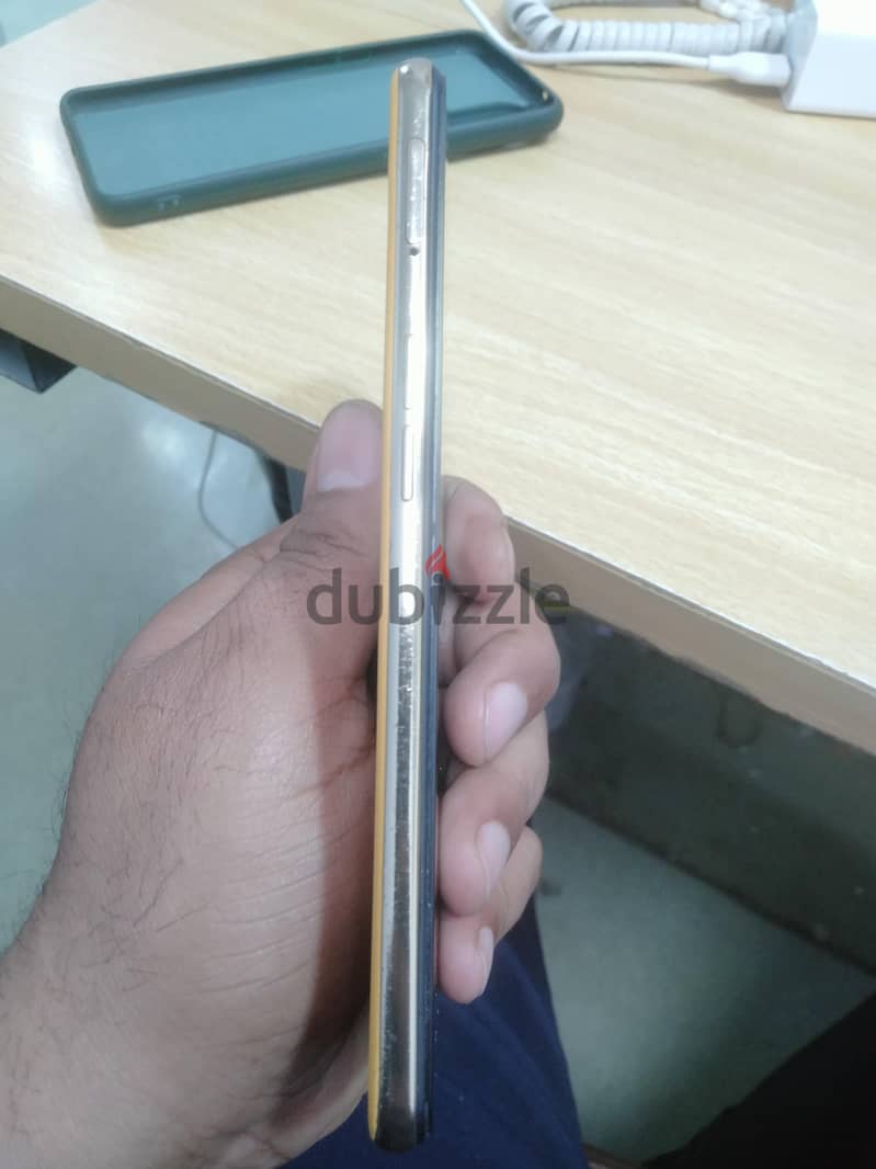 OPPO reno 8t 2