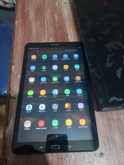 تابلت سامسونج SM-T585 2016 للبيع إستعمال سنة واحدة فقط بحالة ممتازة.