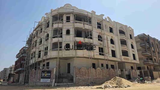 Apartment for sale in the most distinctive third upper floor, western and southern immediate delivery