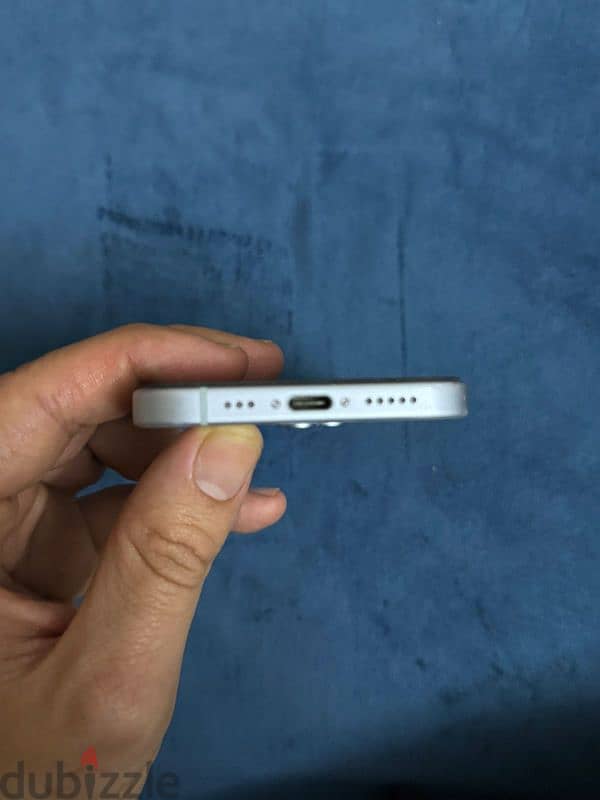 ايفون 15 عادي iphone 3