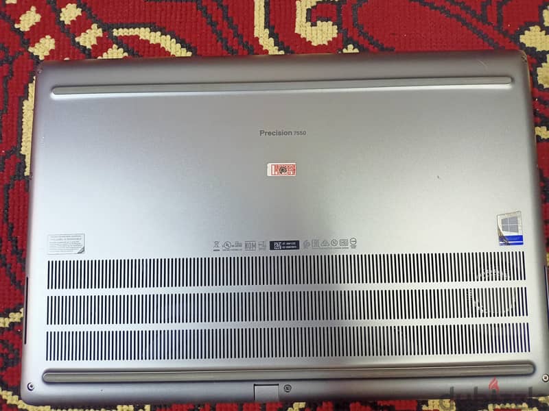 Dell Precision 7550 Workstation 6