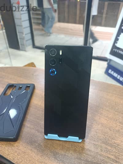 عايز تباه متميز معانا وبس ريدماجيك9s pro512 عليه ضريبه تلحق يا متلحقش