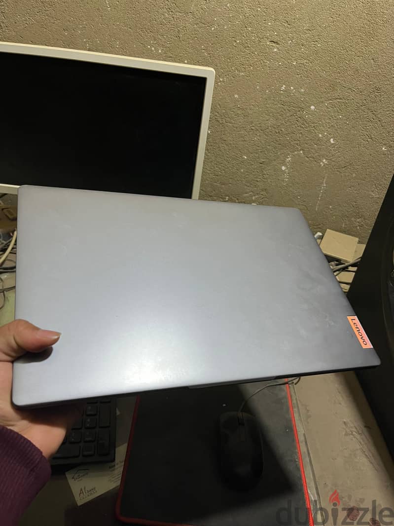 Lenovo IdeaPad Slim 3 1