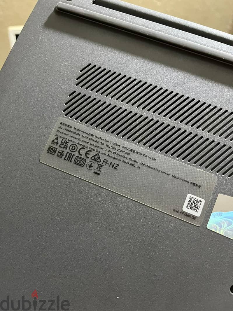 Lenovo IdeaPad Slim 3 4