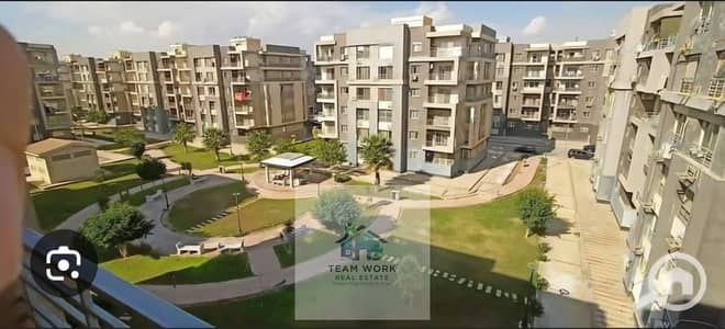 بنتهاوس للبيع نص تشطيب في كمبوند جامعة القاهرة الشيخ زايد-Penthouse for sale, semi-finished, in Cairo University Compound, Sheikh Zayed