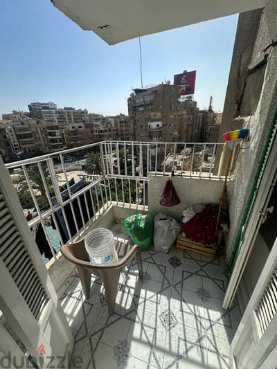 شقة للبيع بميدان روكسى مصر الجديدة