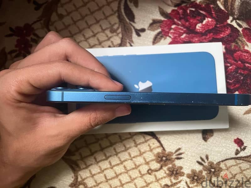 ايفون 13 6