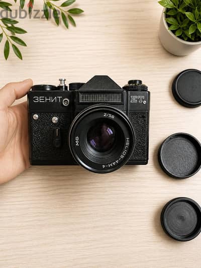 كاميرا Vintage أصلية + عدسة Helios احترافية – لعشاق التصوير السينمائي