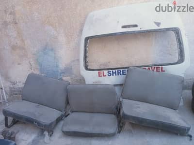 كراسى وكنب اتوبيسات وظهر تويوتا سقف عالى