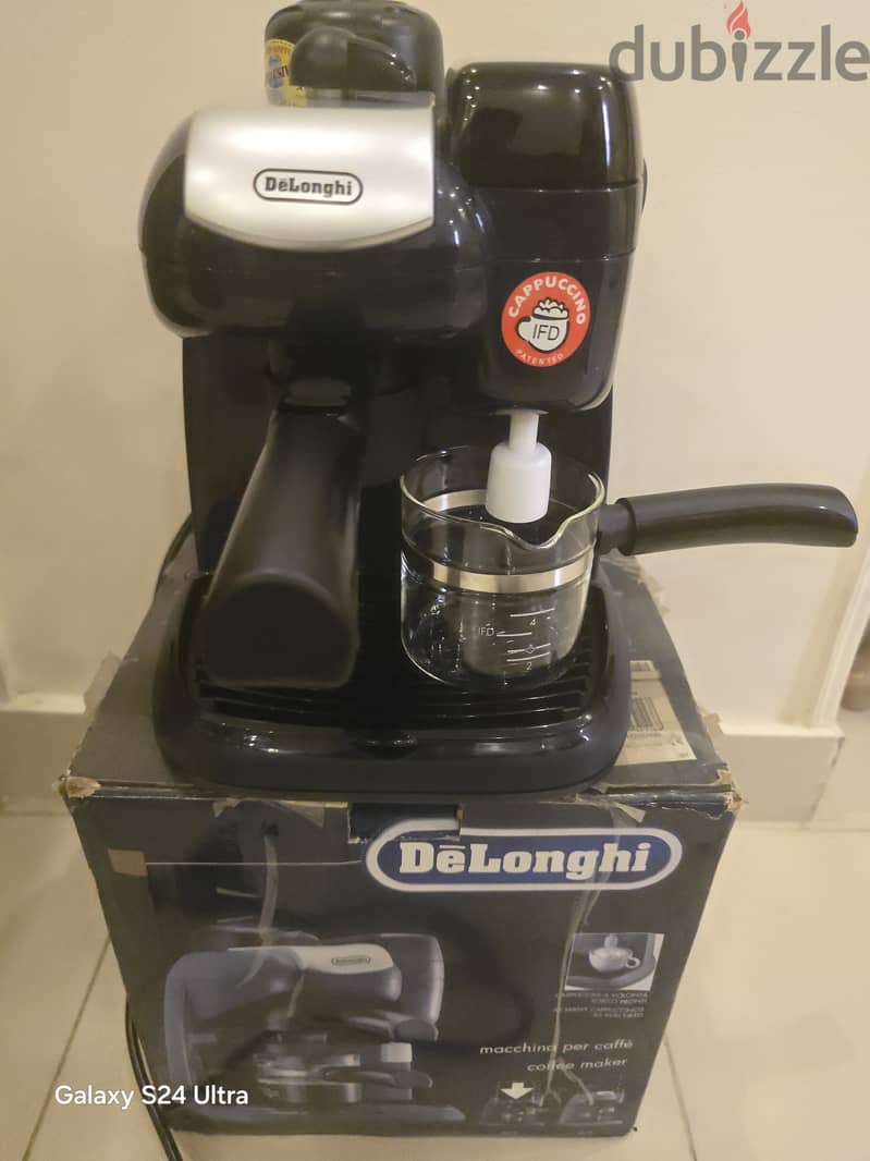 DeLonghi EC9 Espresso & Cappuccino Coffee Machine 1
