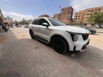 كيا سيرنتو. 2024 ب 2.150000