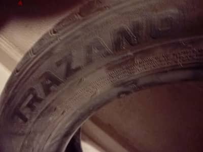 فردة كاوتش مستعمله استعمال خفيف مقاس 205/60R16 92H