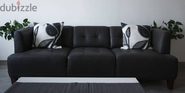 FOR SALE: NATUZZI GENUINE ITALIAN LEATHER COUCHES – CHARCOAL GRAY