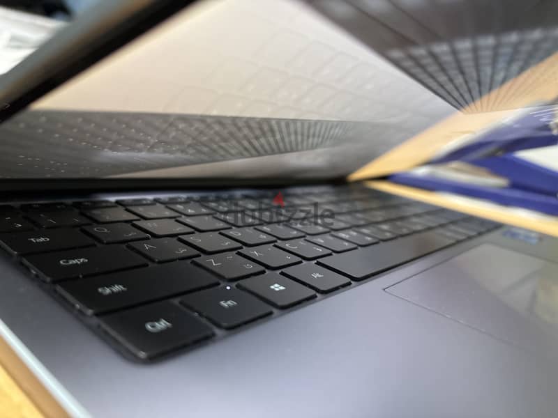 Huawei mate-book 14 1