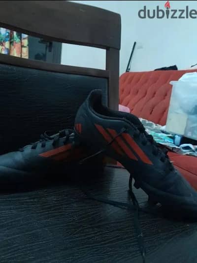 addidas original size 42 like new