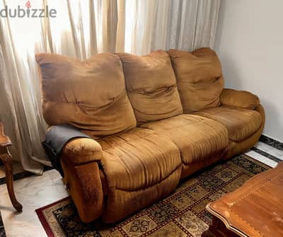 كنبة ليزي بوي lazy boy sofa