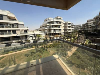 شقة تشطيب فاخر في سوديك ڤيليت سكاي كوندوز Sodic Villette Sky Condos بالمطبخ وتكيفات مركزية مباشرةً علي مساحات خضراء وڤيلات