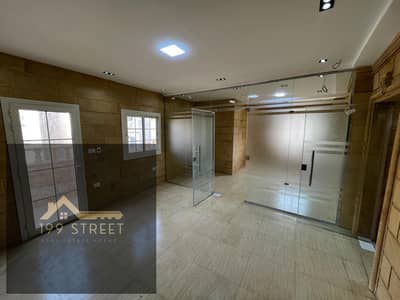 Administrative office for rent Maadi Wireless 240 sqm 7 rooms 3 bathrooms large office kitchen final license glass partitions ready to operate