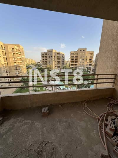 Apartment 210m for Sale | Semi Finished with Very Prime Location