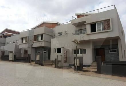 تاون هاوس  4 غرف متشطب بالكامل 250  جاهز للسكن في زايد  ديونز zayed dunes في الشيخ زايد