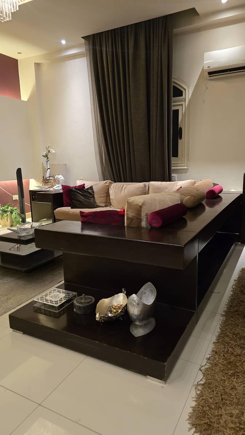 Corner sofa 8