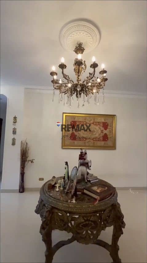 فيلا بـ٦ غرف نوم في Loloat Al Sherouk، صورة ١٠ من ١٨