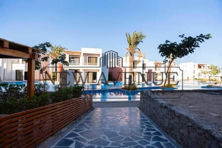 تاون هاوس للبيع واحد من 4 وحدات فقط بإطلالة كاملة على البحر في  Makadi Heights مكادي هايتس بسعر مغري استلام اخر 2026