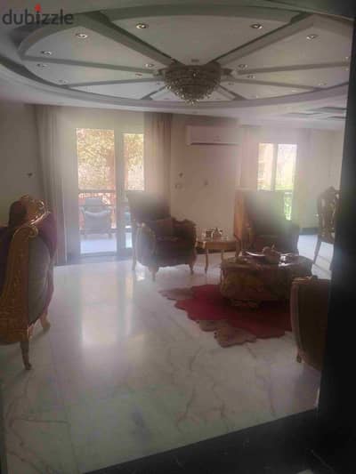للبيع بمدينة الرحاب شقه مميزه موقع وفيو مساحه ٢١١متر