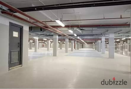 للايجار مبنى أداري 700م سوبرلوكس بالتكييفات مول كورت يارد الشيخ زايد