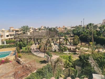 فيلا مستقلة تشطيب كامل بإطلالة مباشرة على اللاندسكيب والمسطحات المائية تكييفات متوفرة