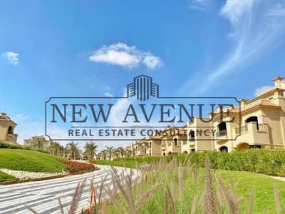 تاون هاوس TOWNHOUSE في لا فيستا سيتي LAVISTA | متشطب بالكامل استلام فوري | مساحة 228م وأرض 208م | 3 غرف | موقع مميز | مقدم 2.8 مليون وبالقسيط