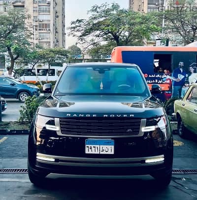 سيارة رنج روفر فوج للإيجار اليومي بالسواق متاح كل السيارات kasem cars