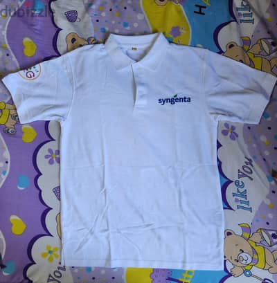 تي شيرت أبيض white t-shirt