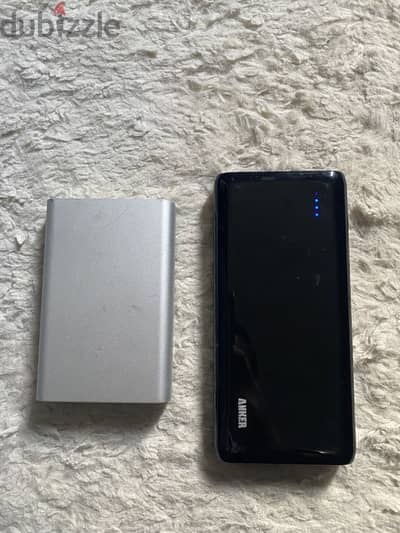 power bank Anker and Huawei