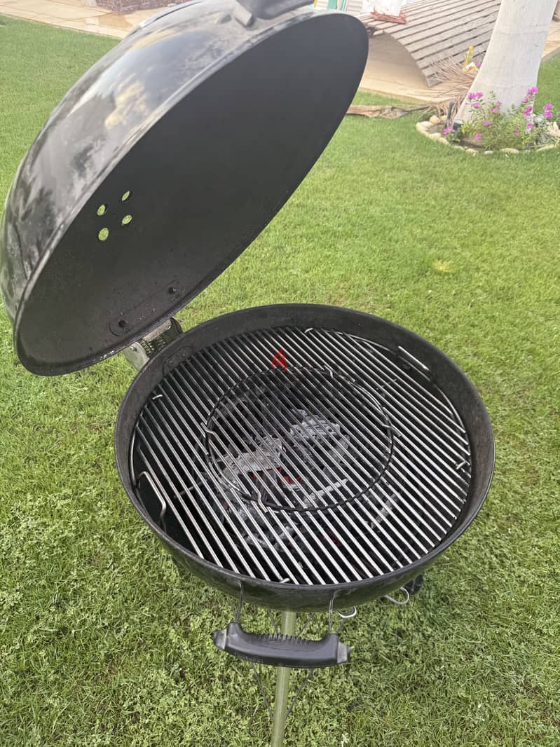 Weber original kettle BBQ charcoal grill 1