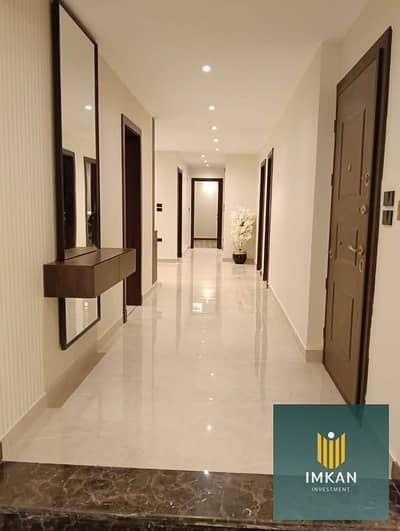 151 sqm apartment for sale with a down payment of 800,000 EGP and a super deluxe finish at the lowest price in Shorouk. The rest can be paid over the