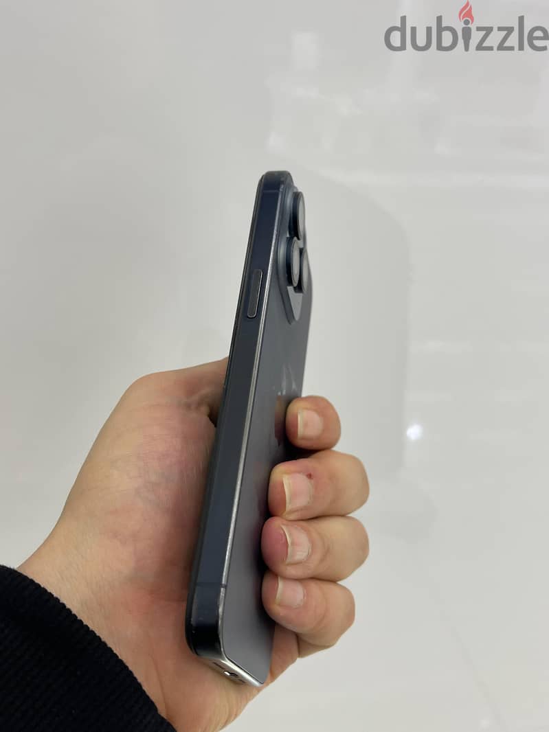 IPhone 15 pro max 3