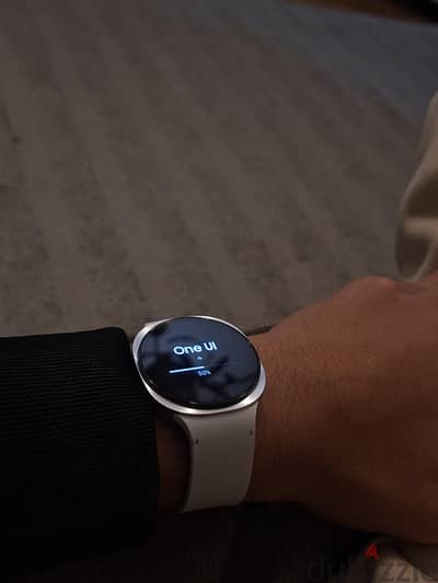 Isamsung watch 8 44m lte